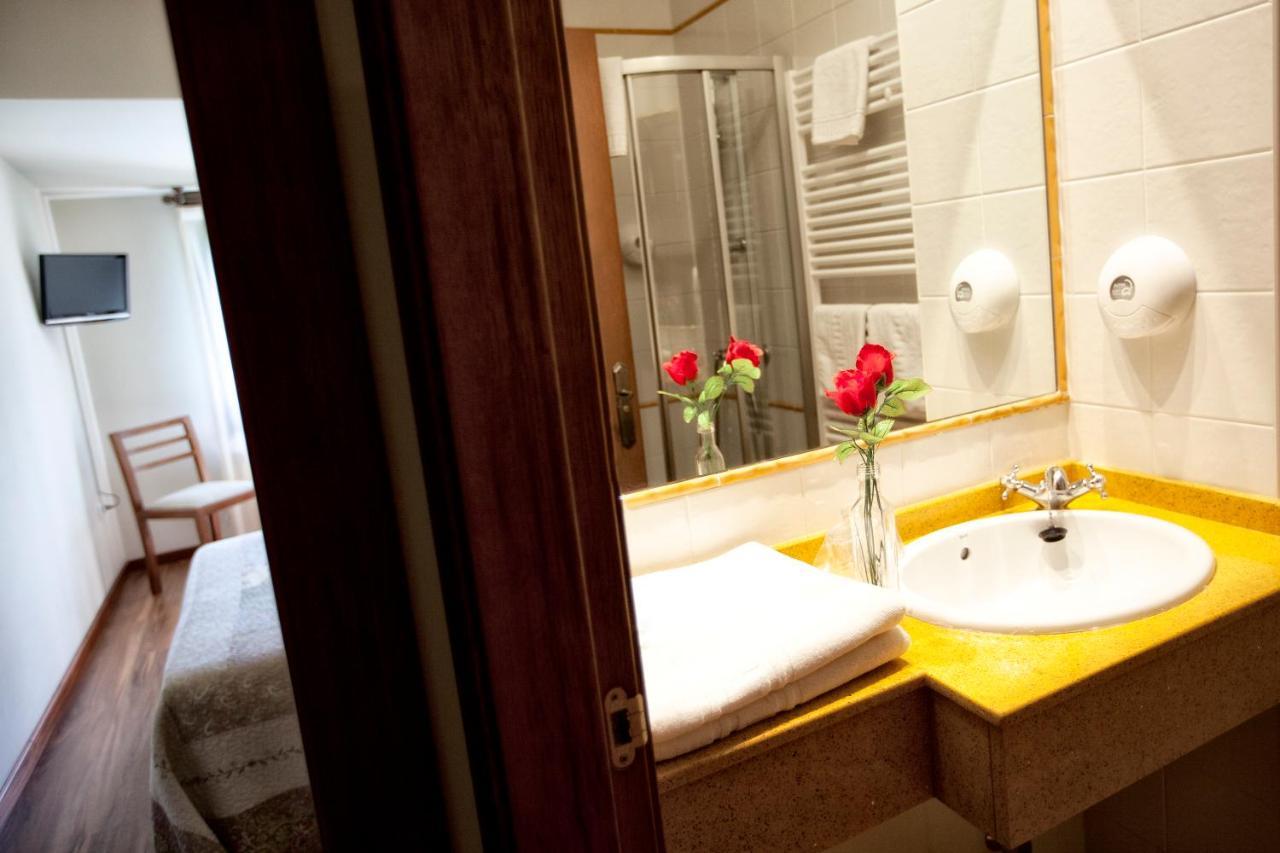 Hotel Covadonga Onís Kültér fotó