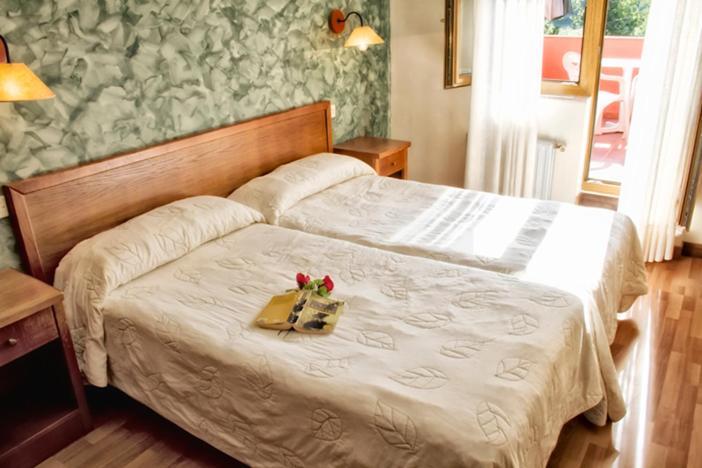 Hotel Covadonga Onís Kültér fotó