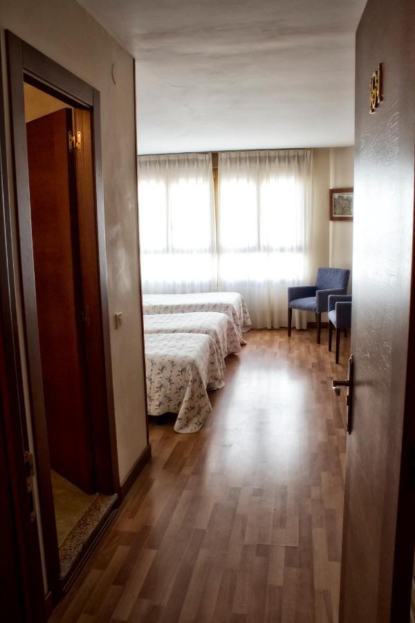 Hotel Covadonga Onís Kültér fotó